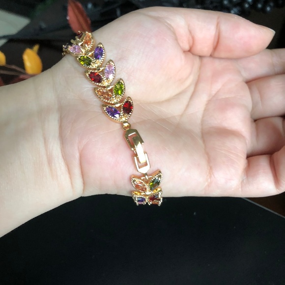 Jewelry - AAA Cubic Zirconia Colorful Crystal Leaf Bracelet